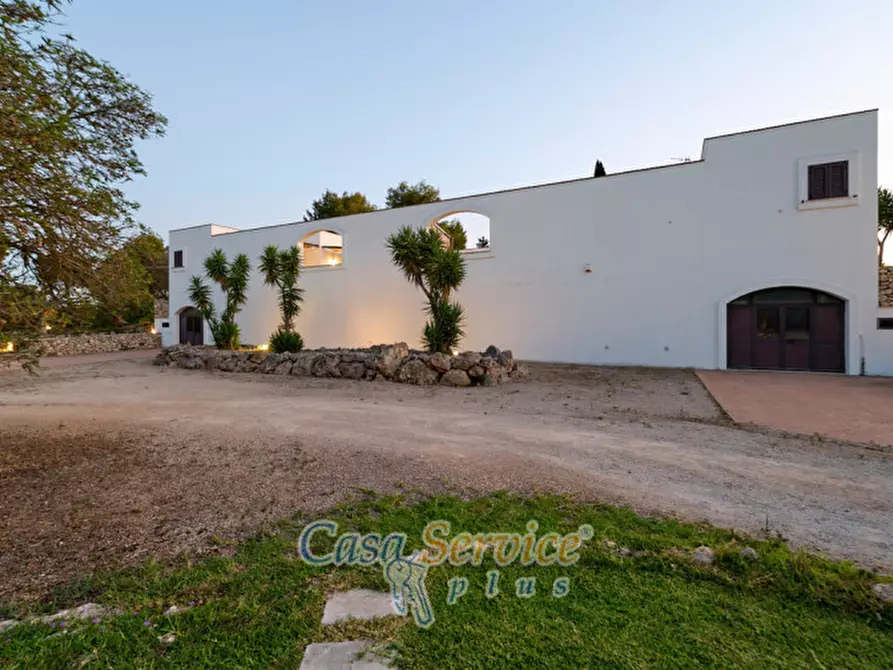 Immagine 37 di Villa in vendita  in Via Contrada Mauri a Sannicola