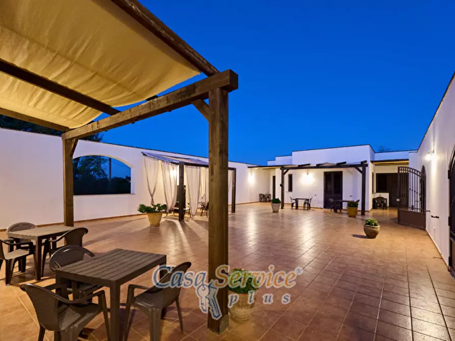 Immagine 42 di Villa in vendita  in Via Contrada Mauri a Sannicola