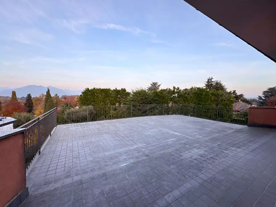 Immagine 9 di Villa in vendita  in Via Mandresca 7 a Inverigo