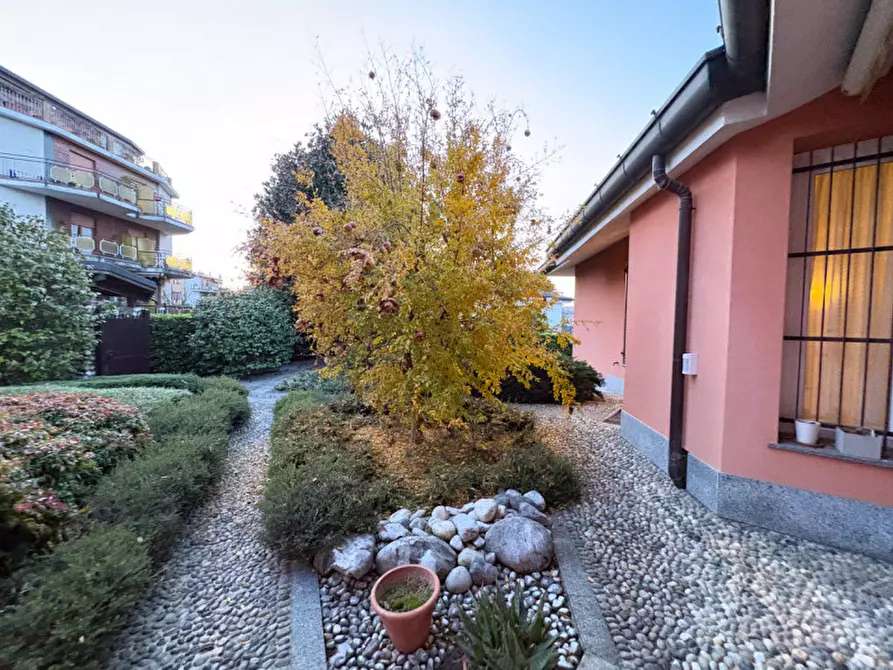 Immagine 35 di Villa in vendita  in Via Mandresca 7 a Inverigo