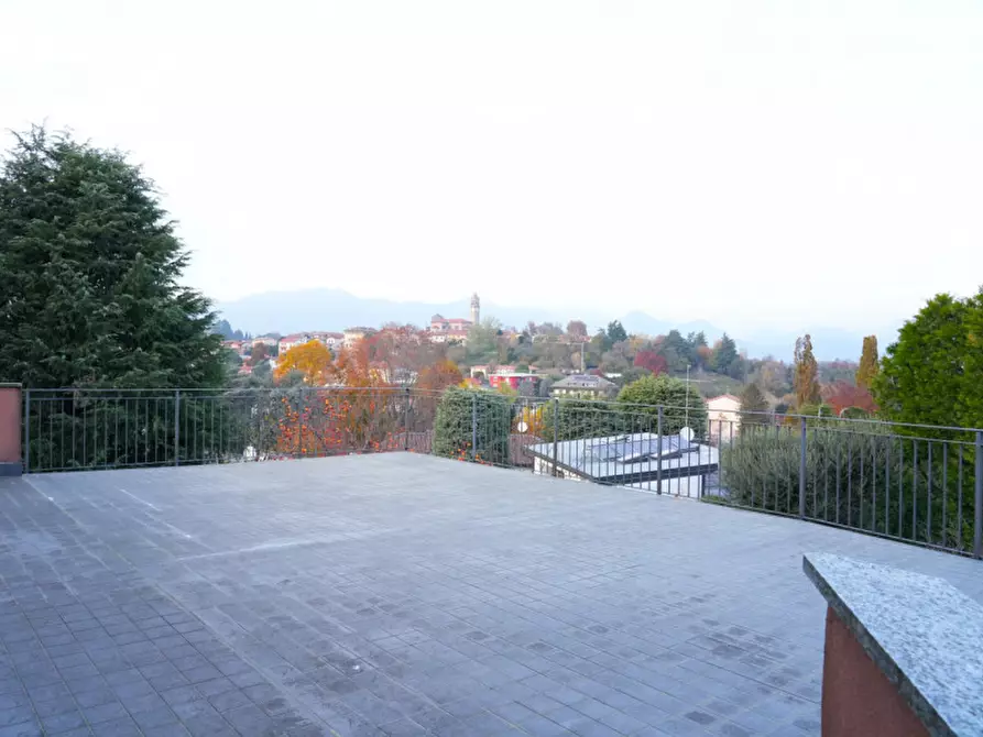 Immagine 38 di Villa in vendita  in Via Mandresca 7 a Inverigo