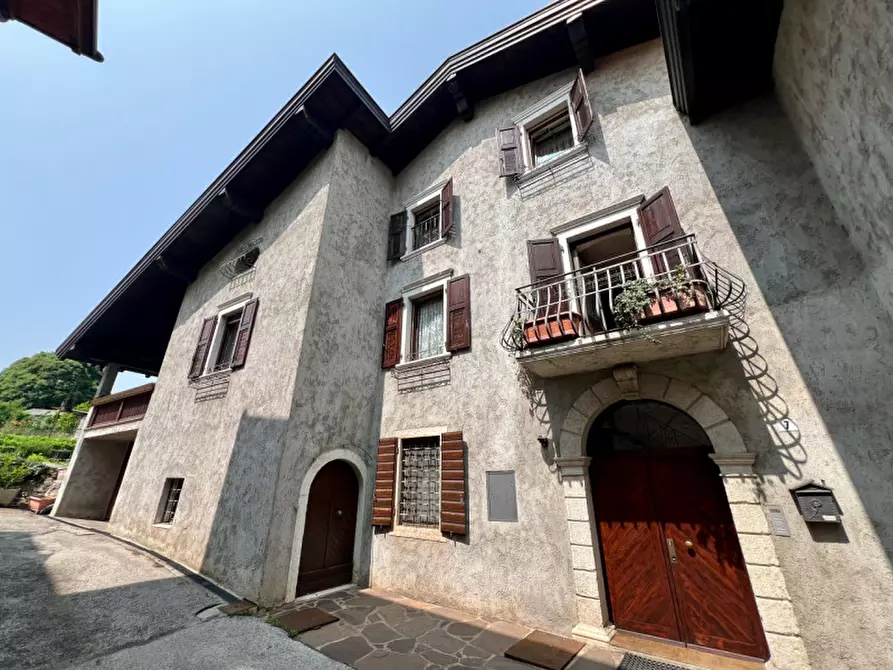 Immagine 4 di Villa in vendita  in piazza t. Sontacchi a Trento