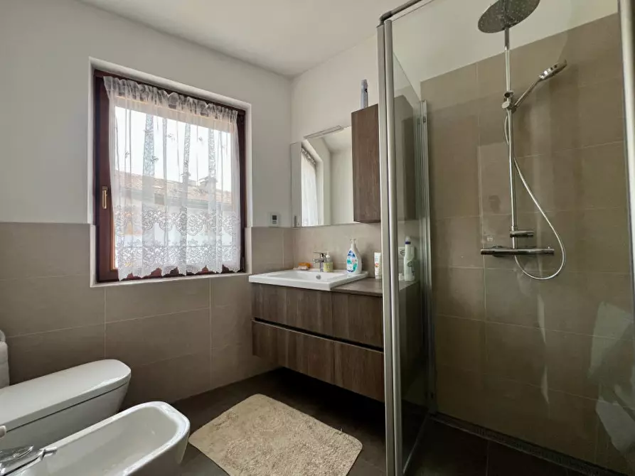 Immagine 28 di Villa in vendita  in piazza t. Sontacchi a Trento