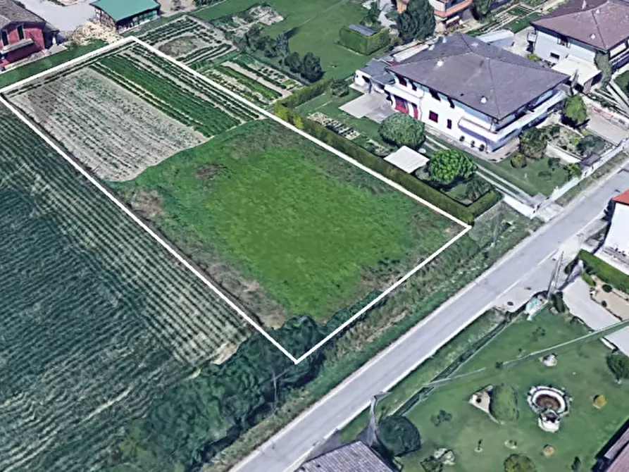 Immagine 3 di Terreno in vendita  a Legnaro