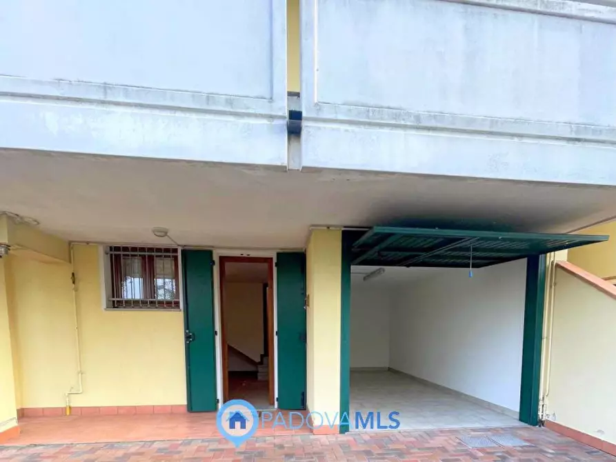 Immagine 13 di Appartamento in vendita  in Corso delle Terme a Montegrotto Terme