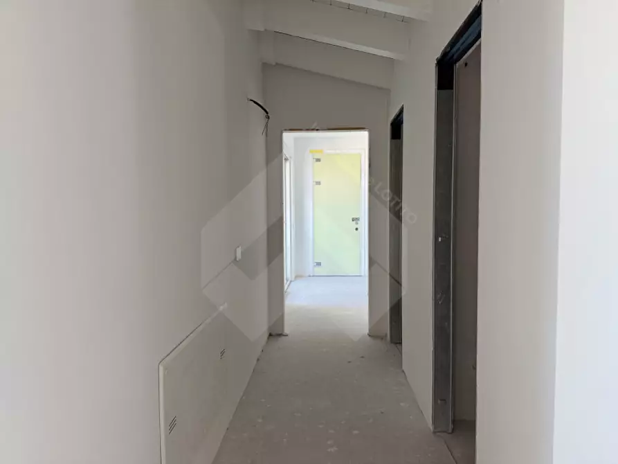 Immagine 17 di Attico in vendita  a Andria