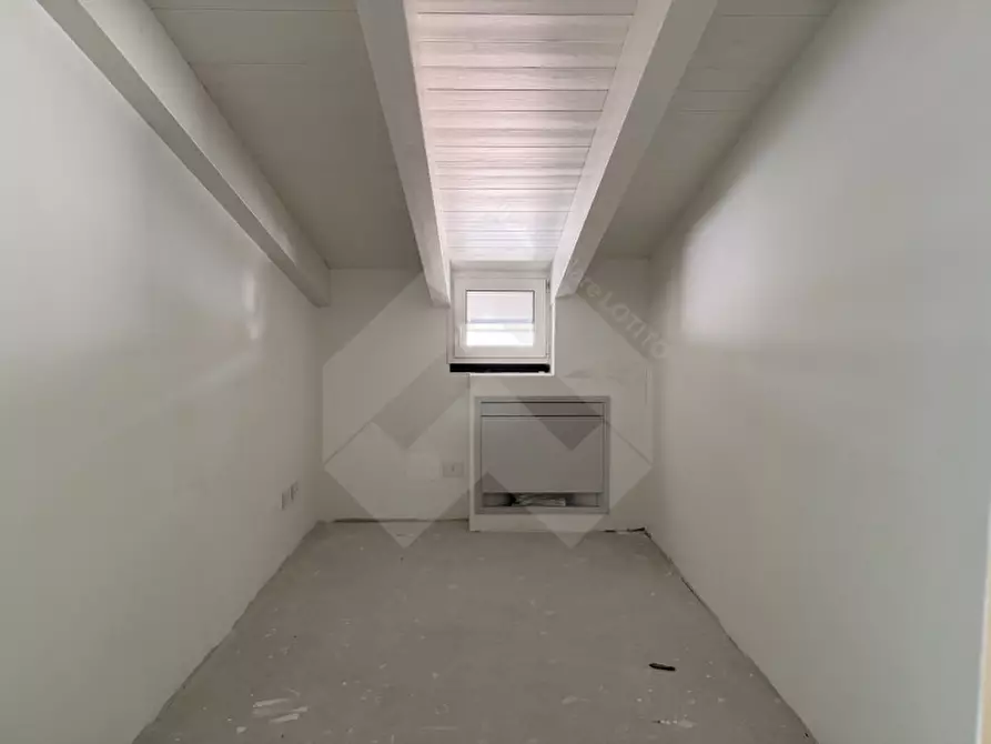 Immagine 22 di Attico in vendita  a Andria