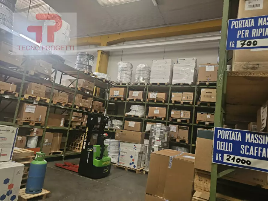 Immagine 5 di Magazzino in vendita  in Padova zona Fiera a Padova