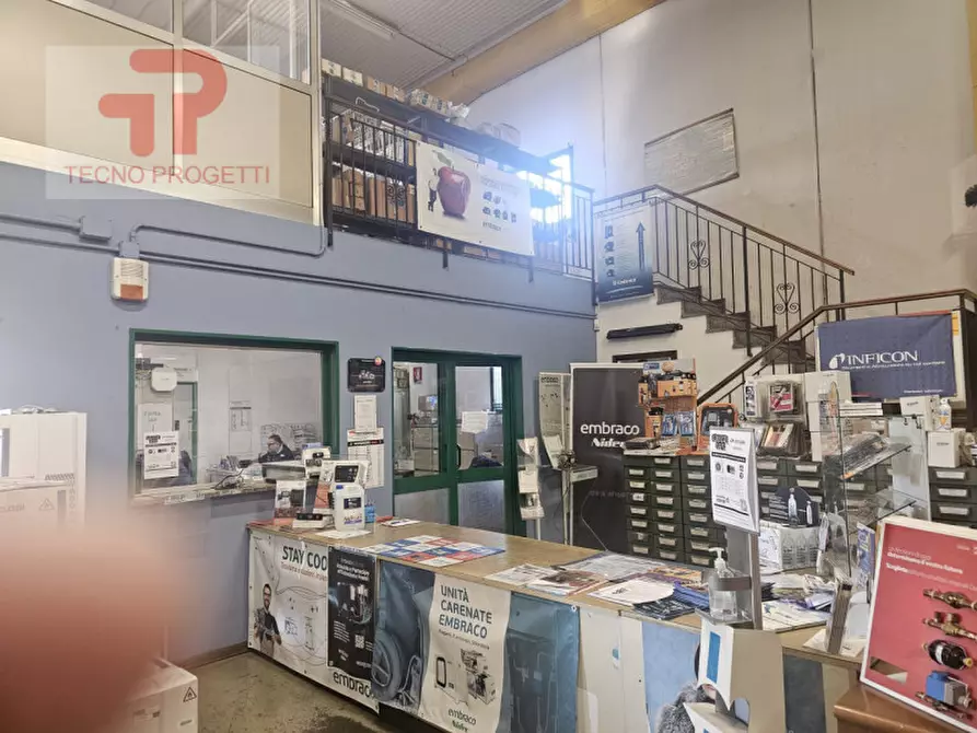 Immagine 8 di Magazzino in vendita  in Padova zona Fiera a Padova