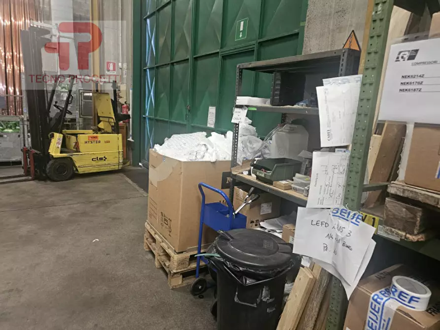 Immagine 9 di Magazzino in vendita  in Padova zona Fiera a Padova