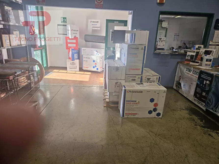 Immagine 10 di Magazzino in vendita  in Padova zona Fiera a Padova