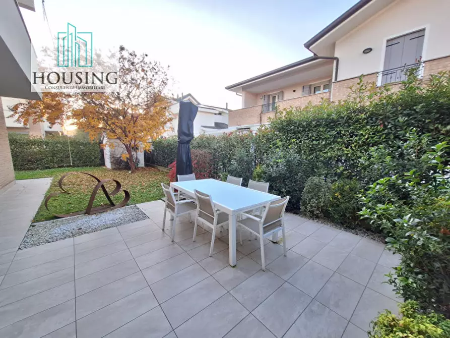 Immagine 11 di Casa trifamiliare in vendita  in Via Maronese - Codotto a Montegrotto Terme