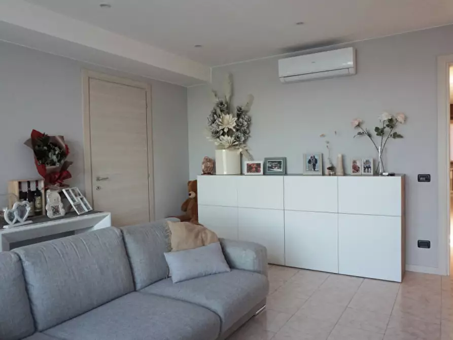 Immagine 9 di Villetta a schiera in vendita  in Via Libero Grassi, 22 a Torrile