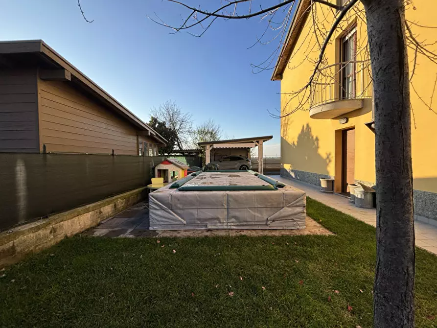 Immagine 36 di Villetta a schiera in vendita  in Via Libero Grassi, 22 a Torrile