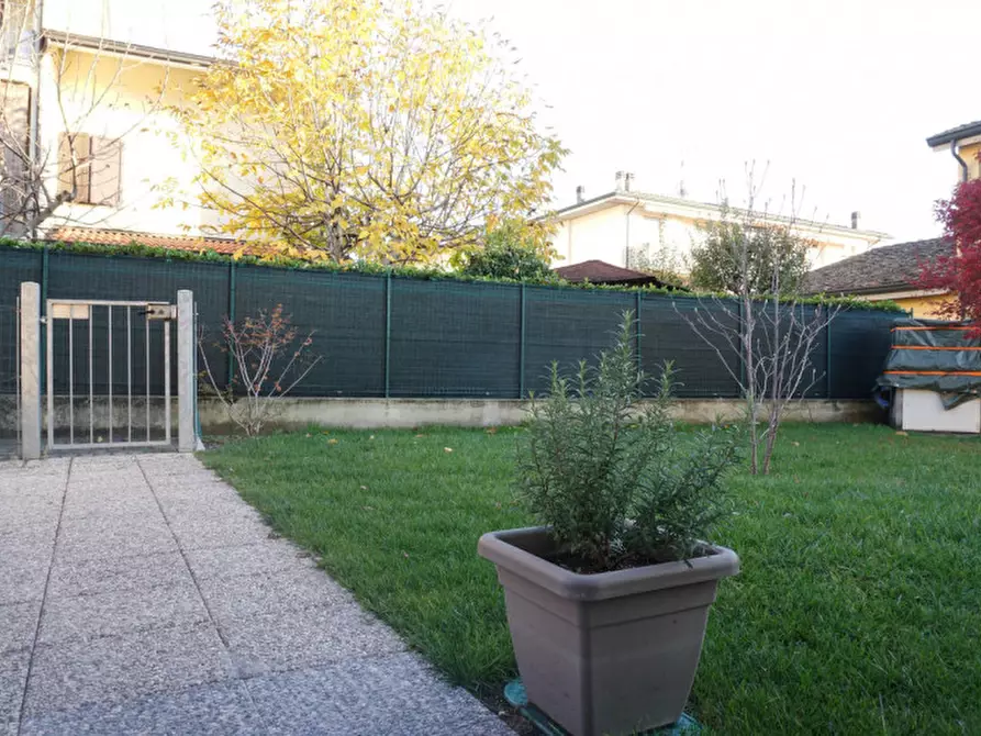 Immagine 43 di Villetta a schiera in vendita  in Via Libero Grassi, 22 a Torrile