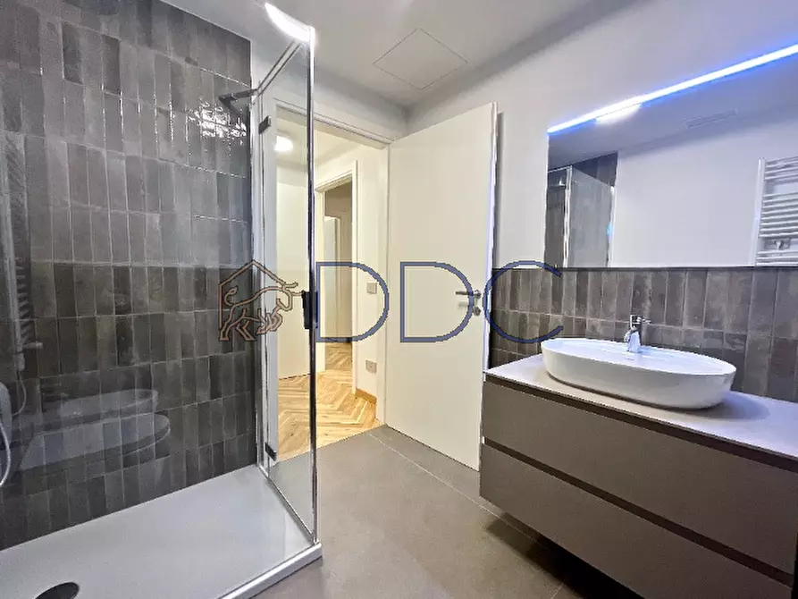 Immagine 9 di Appartamento in affitto  in Via Antonio Gramsci 7 a Torino