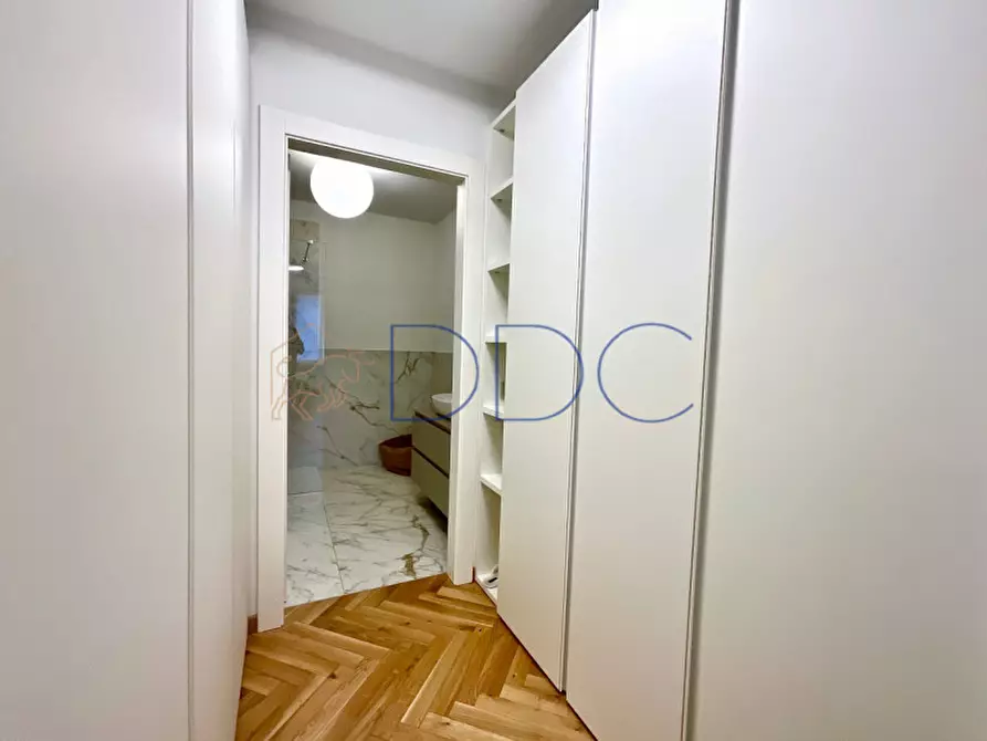 Immagine 12 di Appartamento in affitto  in Via Antonio Gramsci 7 a Torino