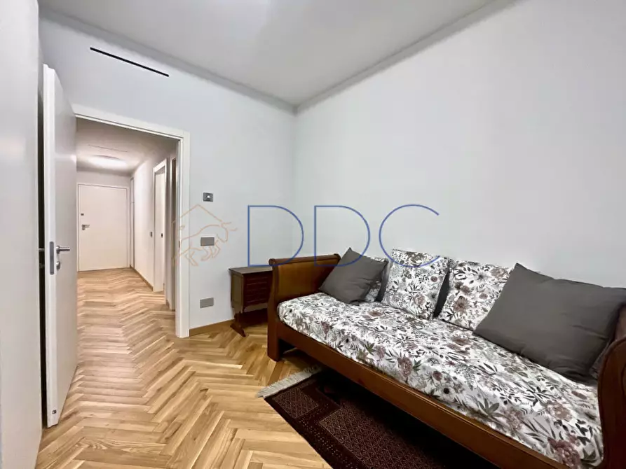 Immagine 15 di Appartamento in affitto  in Via Antonio Gramsci 7 a Torino