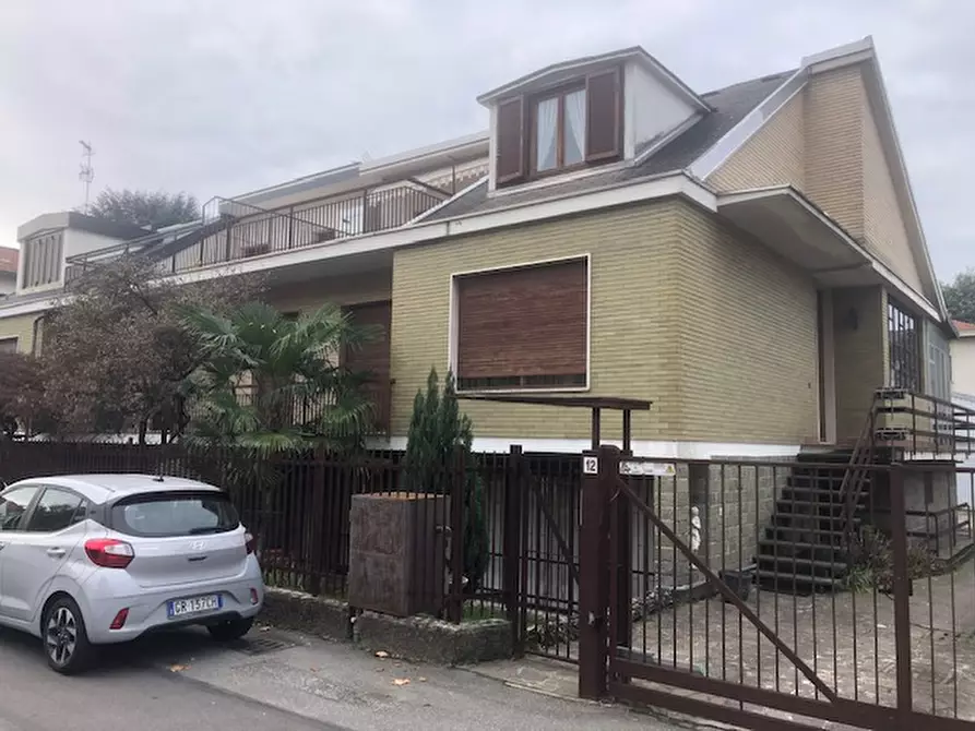 Immagine 2 di Casa indipendente in vendita  in Via Camillo Benso Conte di Cavour a Paderno Dugnano