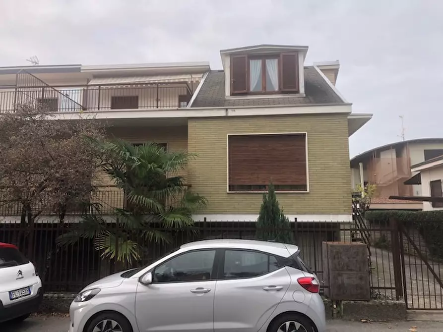 Immagine 3 di Casa indipendente in vendita  in Via Camillo Benso Conte di Cavour a Paderno Dugnano