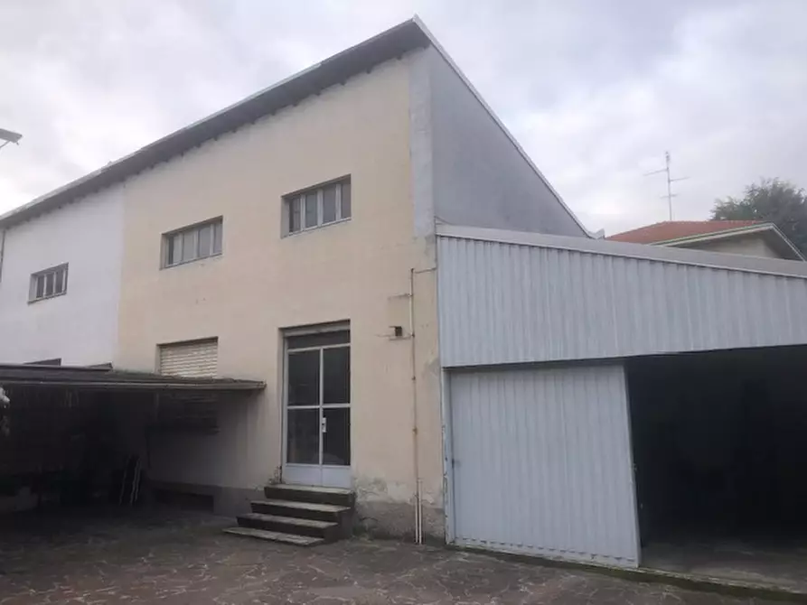 Immagine 8 di Casa indipendente in vendita  in Via Camillo Benso Conte di Cavour a Paderno Dugnano