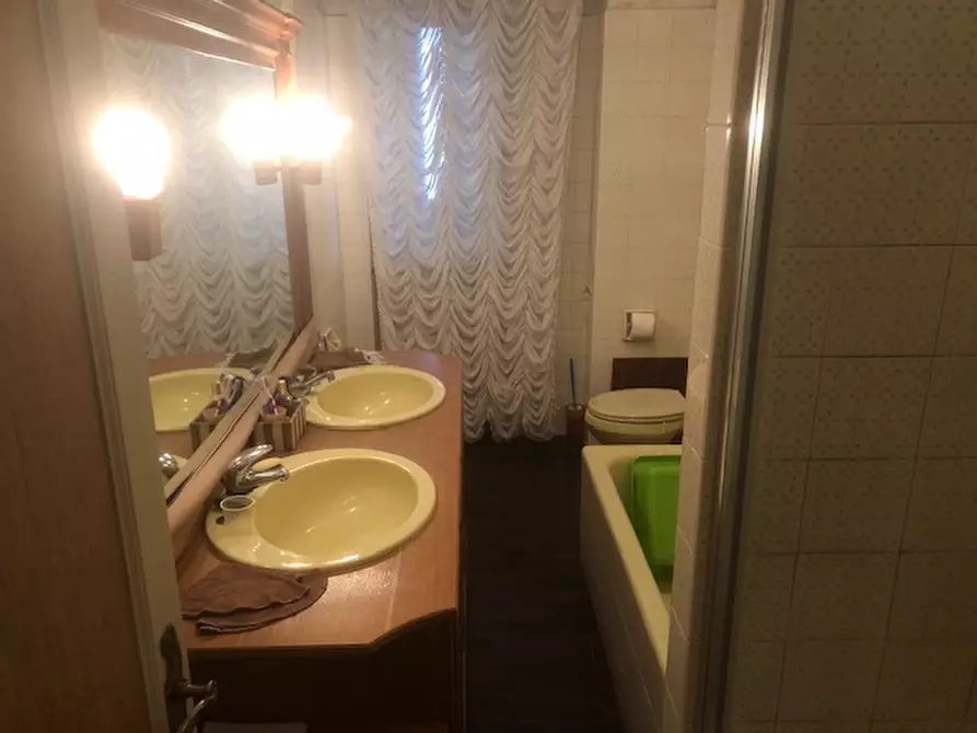 Immagine 24 di Casa indipendente in vendita  in Via Camillo Benso Conte di Cavour a Paderno Dugnano