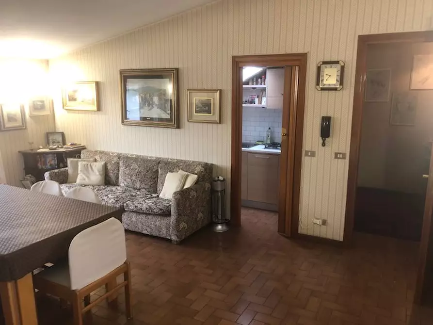 Immagine 35 di Casa indipendente in vendita  in Via Camillo Benso Conte di Cavour a Paderno Dugnano