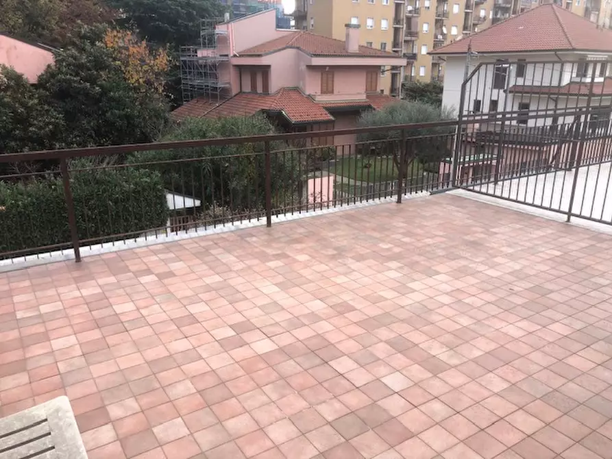 Immagine 37 di Casa indipendente in vendita  in Via Camillo Benso Conte di Cavour a Paderno Dugnano