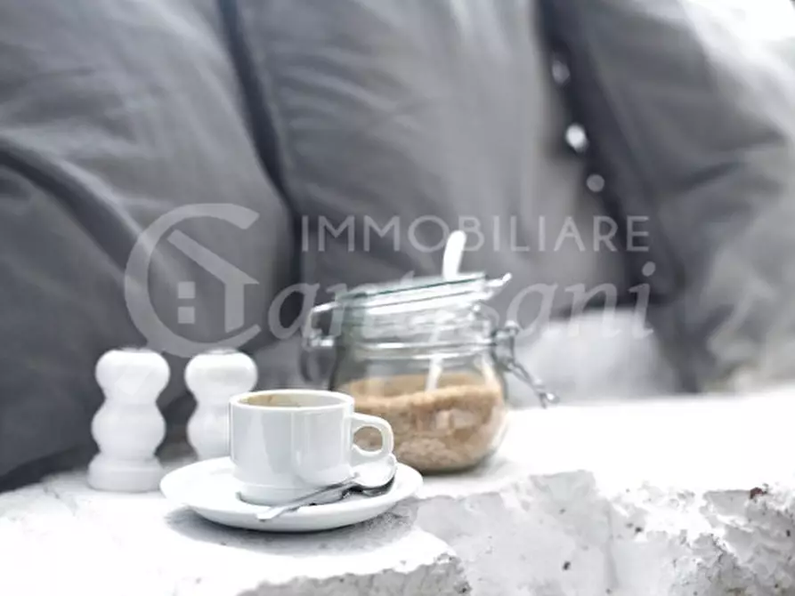 Immagine 10 di Appartamento in vendita  in Via del Lasca a Firenze