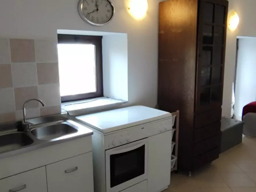 Immagine 5 di Appartamento in affitto  in Vallerano a Vallerano