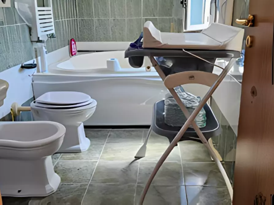 Immagine 12 di Appartamento in vendita  in via G. Amendola, 23 a Castrolibero