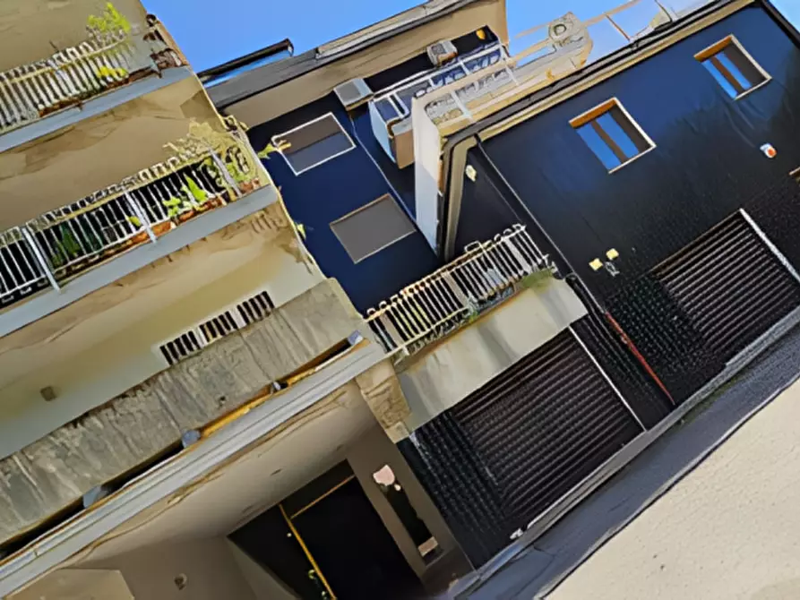 Immagine 14 di Appartamento in vendita  in via G. Amendola, 23 a Castrolibero