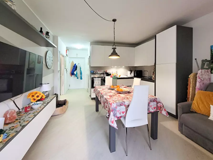 Immagine 3 di Appartamento in vendita  in Via Mantova a Arco