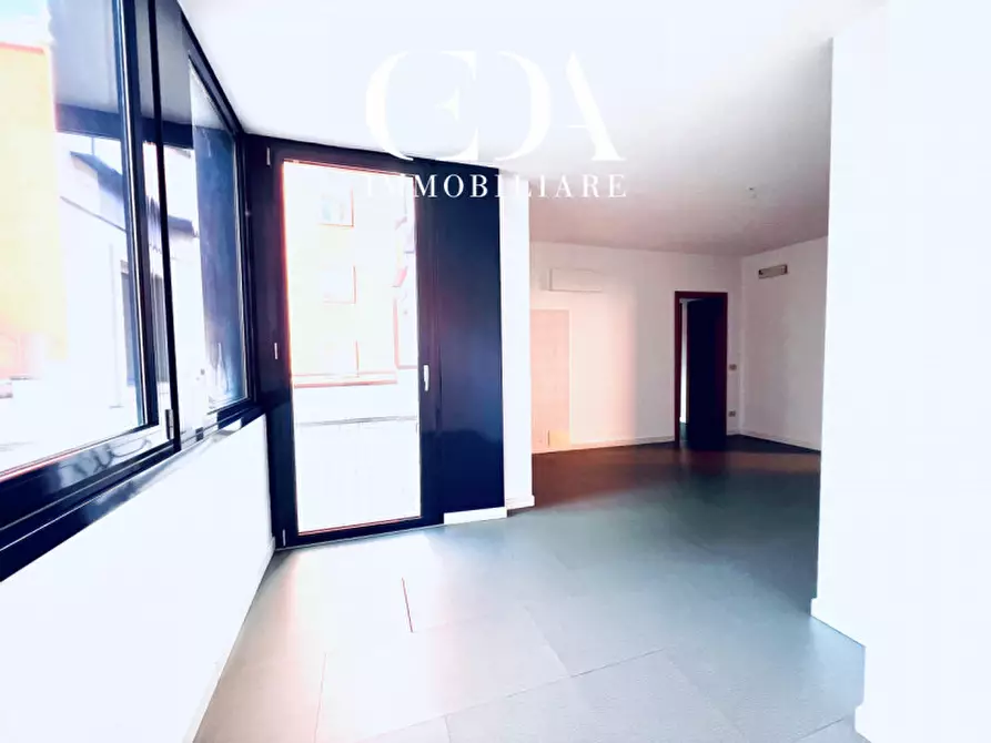 Immagine 16 di Ufficio in affitto  in Via cardinale Cristoforo Madruzzo a Trento