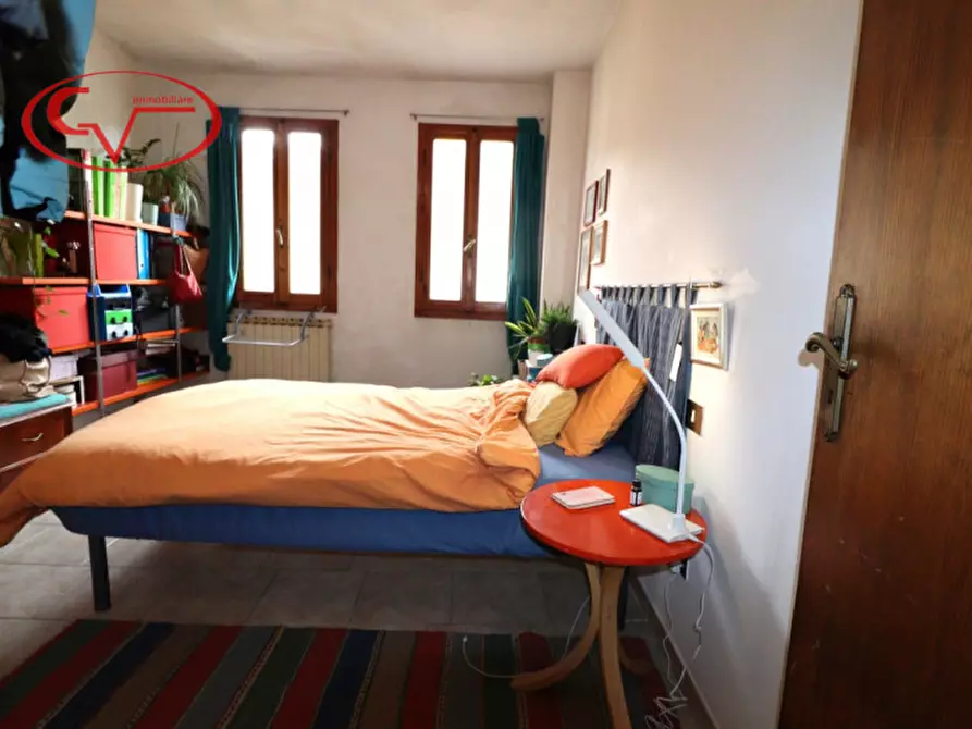 Immagine 12 di Appartamento in vendita  in via isidoro del lungo a Montevarchi