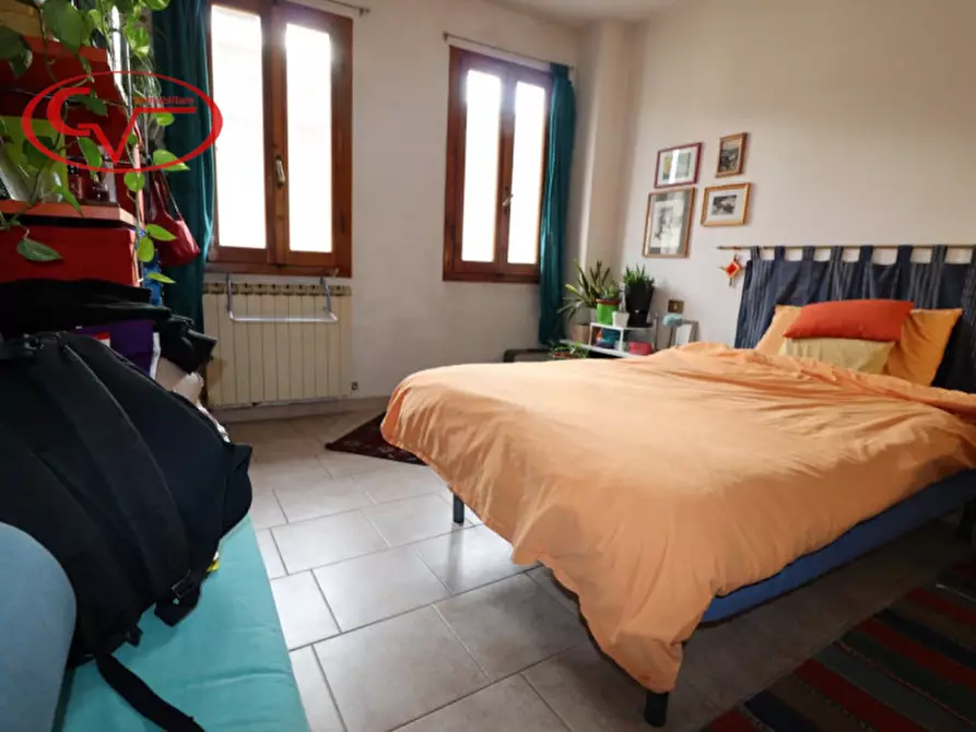 Immagine 14 di Appartamento in vendita  in via isidoro del lungo a Montevarchi