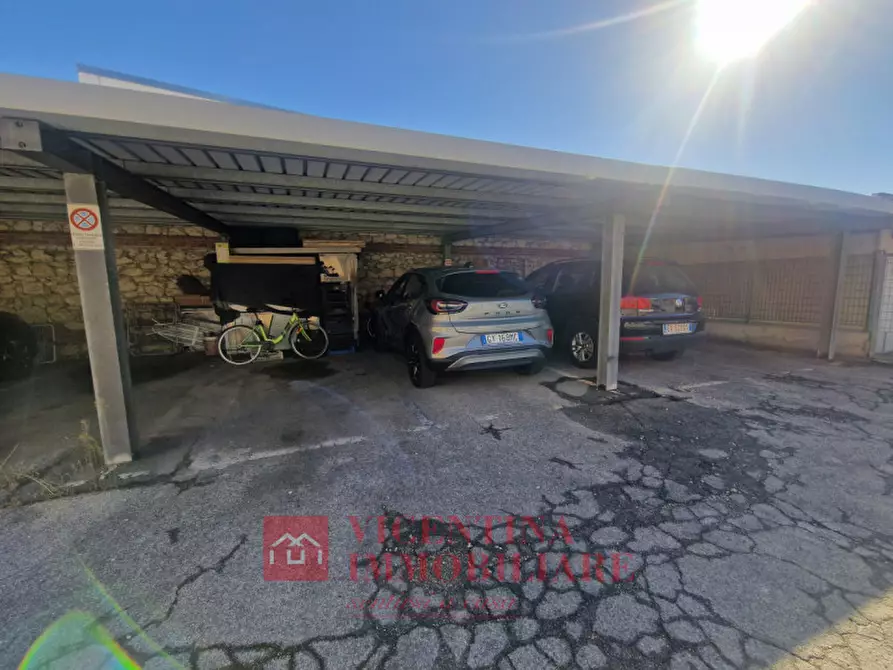 Immagine 18 di Appartamento in vendita  in Viale San Lazzaro 69 a Vicenza