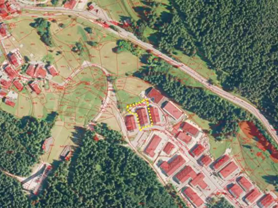 Immagine 2 di Laboratorio in vendita  in Via Pian da Lago, 37 a Cortina D'ampezzo