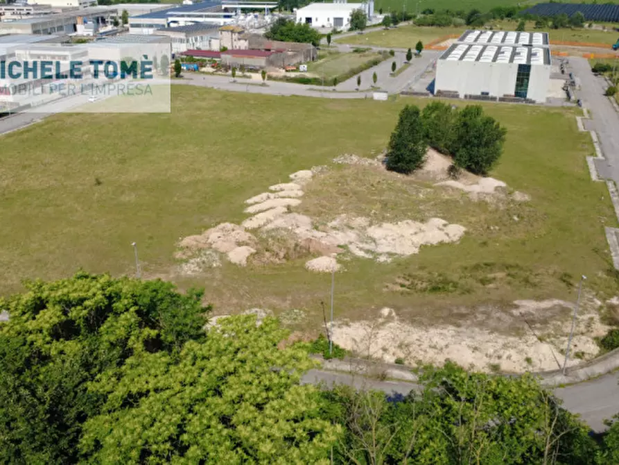 Immagine 5 di Terreno in vendita  in località bran a Caprino Veronese