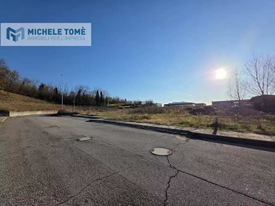 Immagine 6 di Terreno in vendita  in località bran a Caprino Veronese
