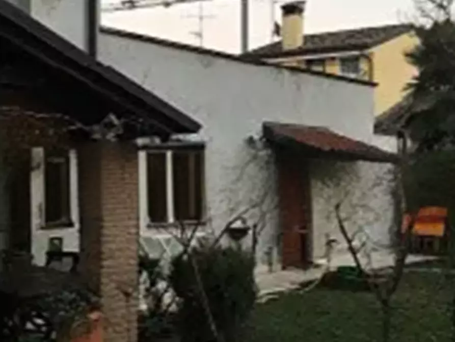 Immagine 4 di Casa indipendente in vendita  in Viale Trieste, 12 a Sacile