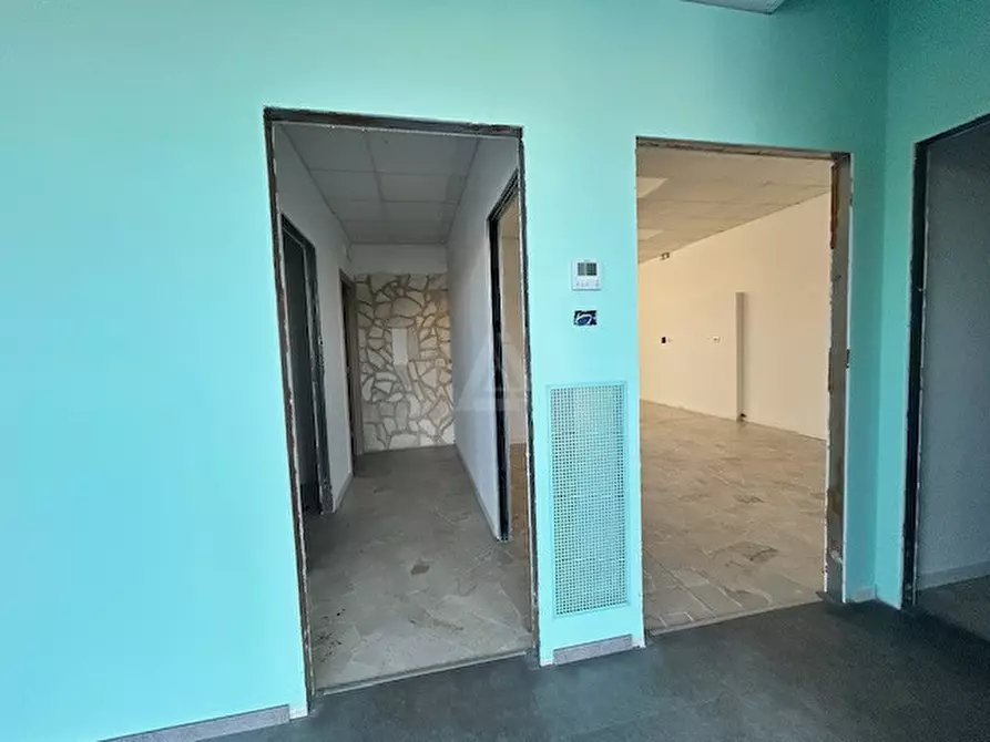 Immagine 7 di Negozio in affitto  in Via Alberon a Castello Di Godego