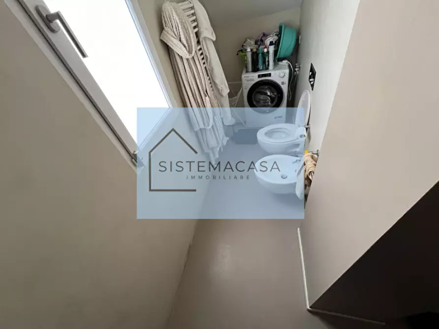 Immagine 12 di Appartamento in vendita  in Viale Italia a Cervia