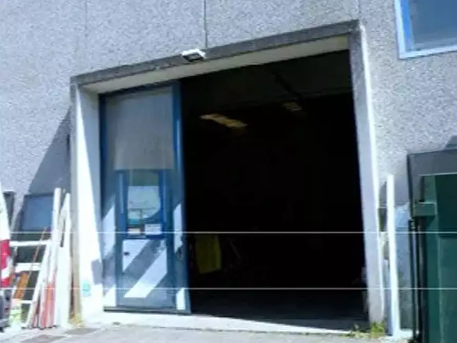 Immagine 2 di Capannone industriale in vendita  in Viale Lino Zanussi, 6 a Pordenone