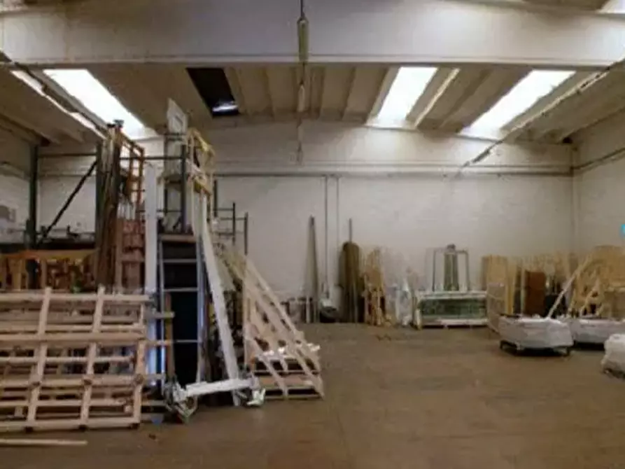 Immagine 6 di Capannone industriale in vendita  in Viale Lino Zanussi, 6 a Pordenone