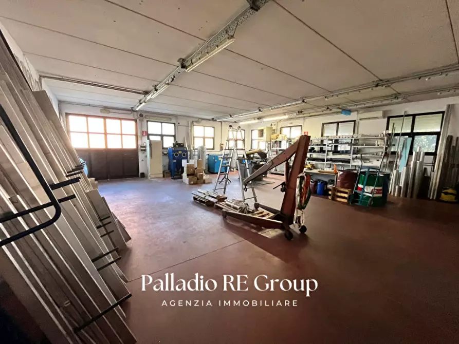 Immagine 8 di Laboratorio in vendita  in Via Saviabona a Monticello Conte Otto