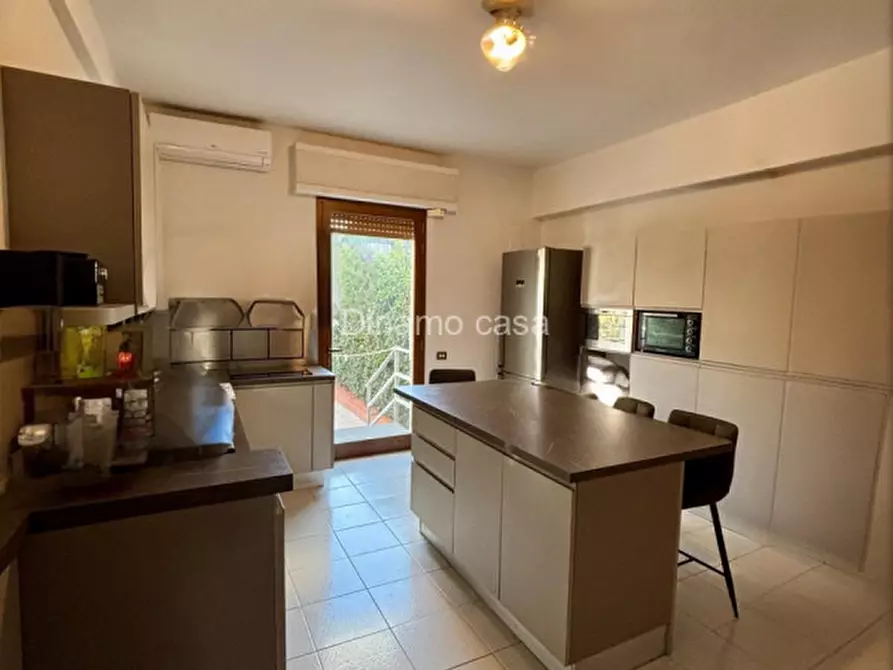 Immagine 2 di Appartamento in vendita  in via Dora Baltea a Prato