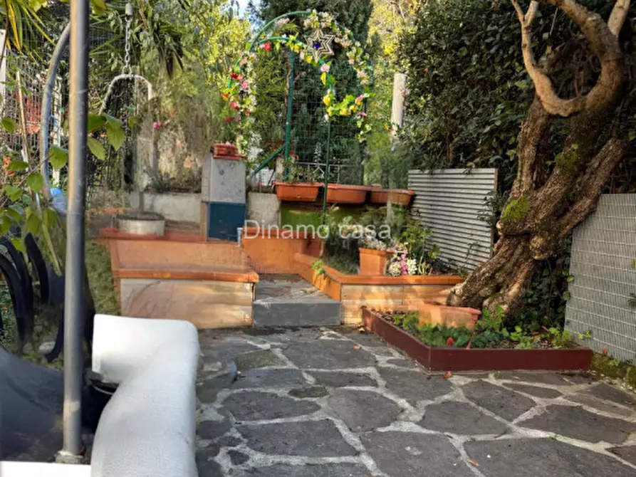 Immagine 14 di Appartamento in vendita  in via Dora Baltea a Prato