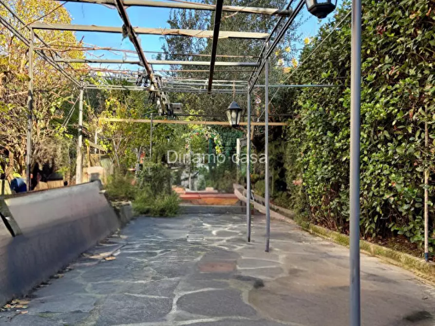 Immagine 15 di Appartamento in vendita  in via Dora Baltea a Prato