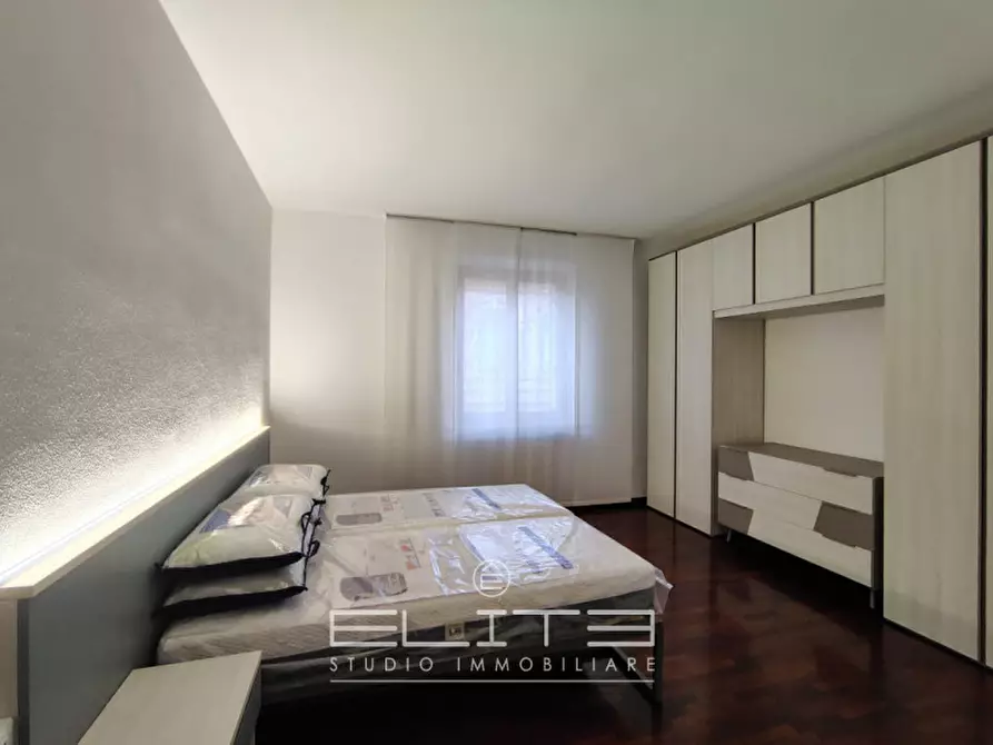 Immagine 11 di Appartamento in affitto  in PIAZZA MAZZINI a Falconara Marittima